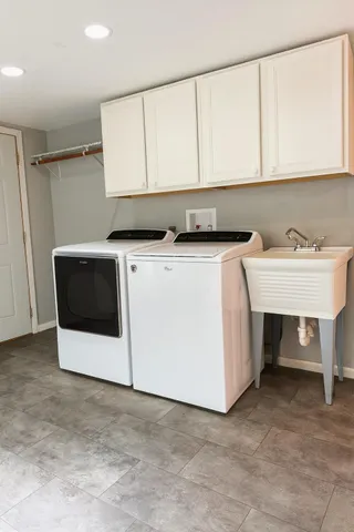 $263,500 | 704 Miller Avenue, Windom, MN 56101