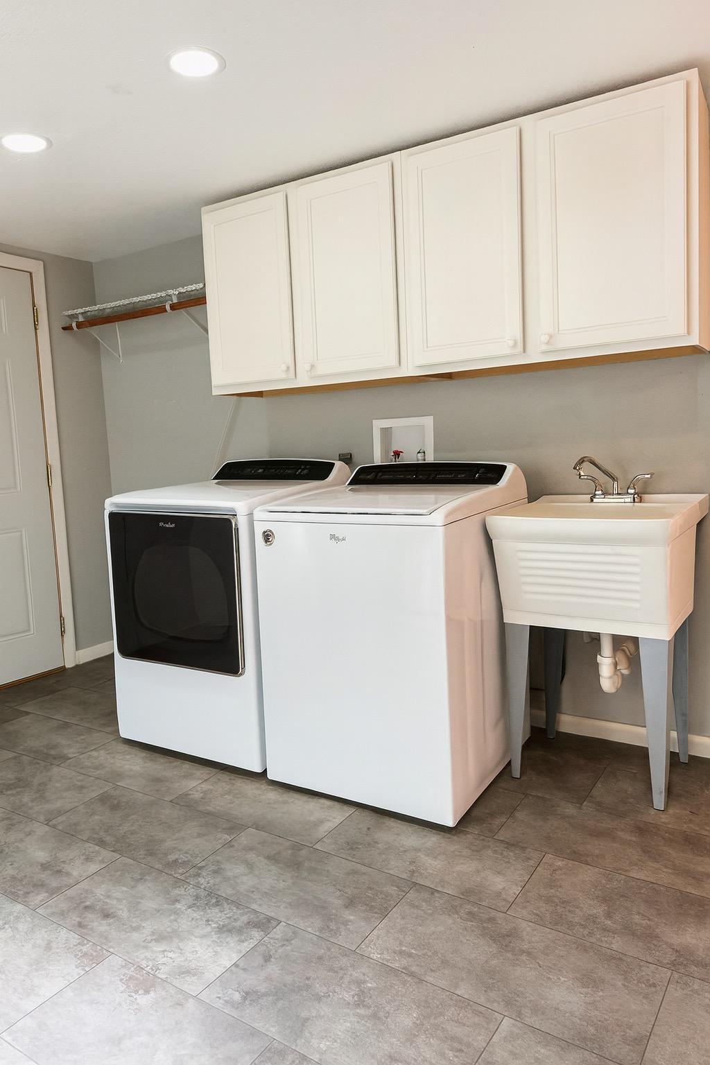 704 Miller Avenue Windom, MN 56101 - Photo 25 of 47