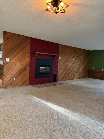 $263,500 | 704 Miller Avenue, Windom, MN 56101