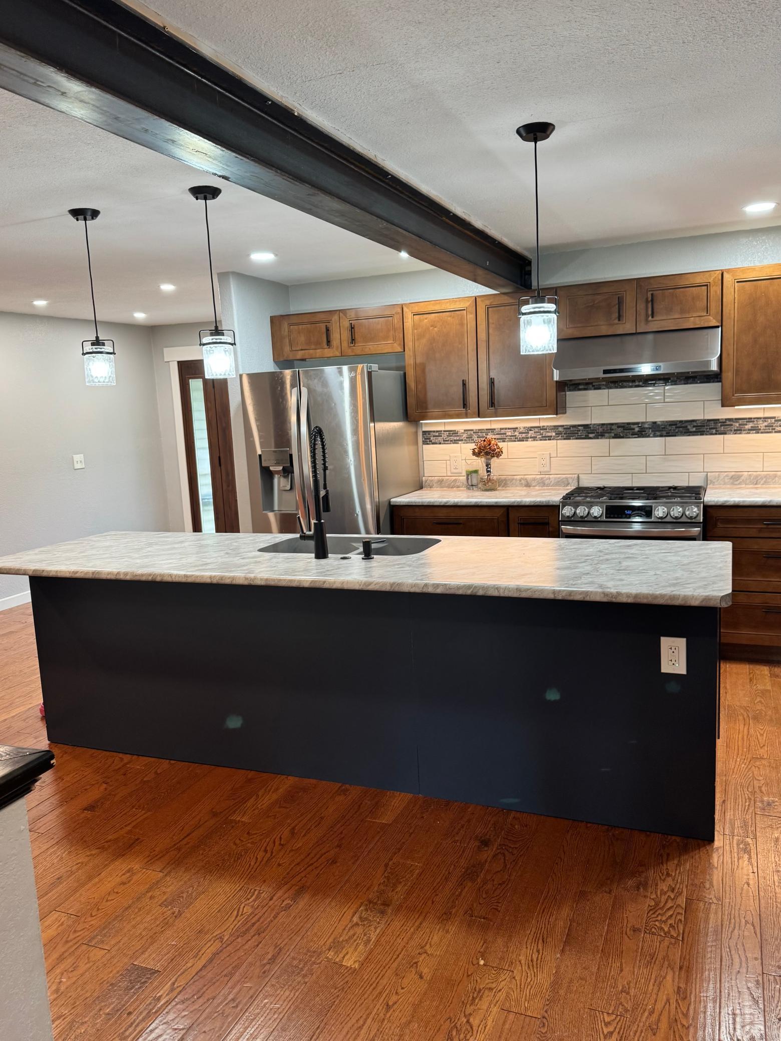 704 Miller Avenue Windom, MN 56101 - Photo 5 of 47