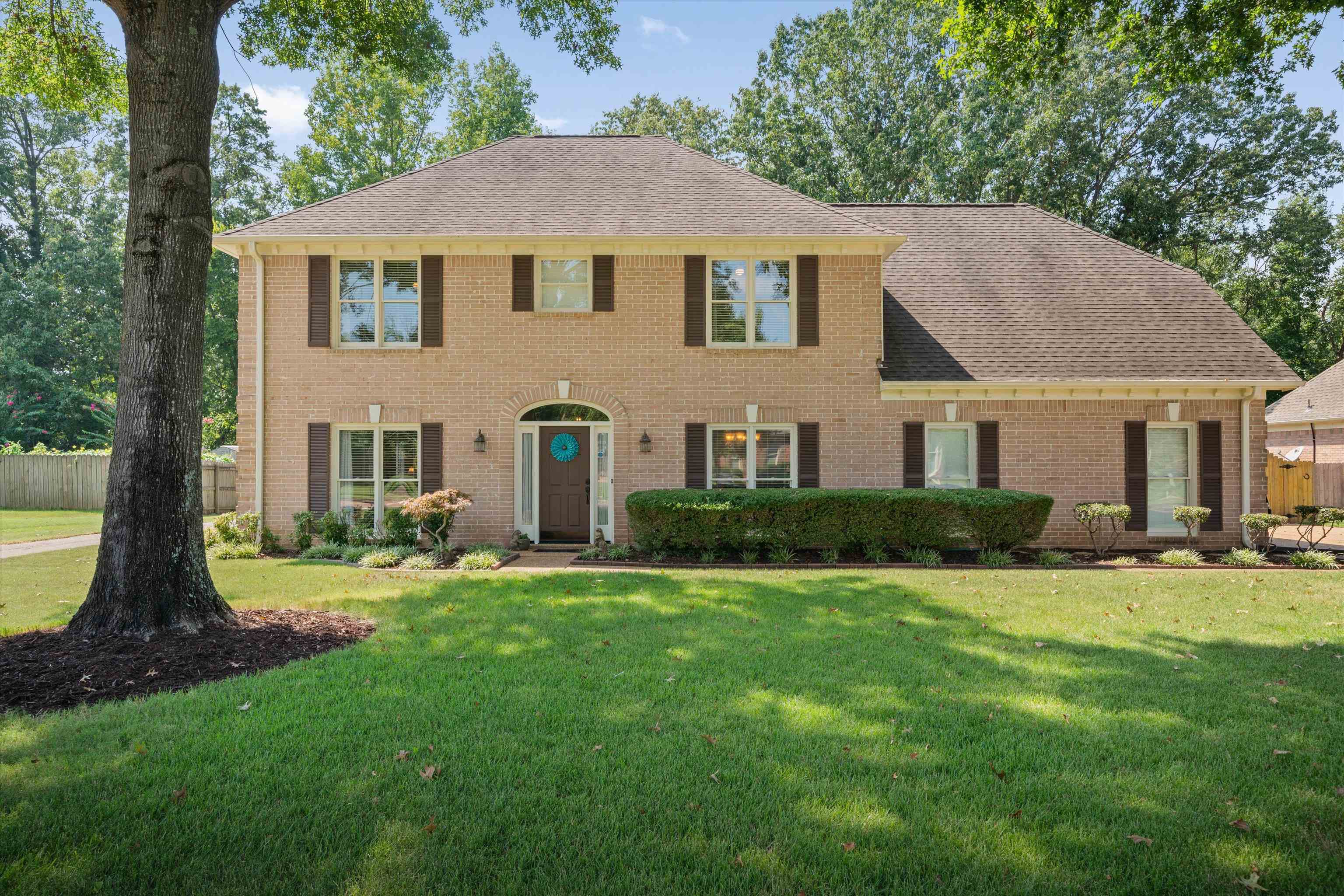 1115 Macon Ridge Drive Collierville, TN 38017 - Photo 1 of 32 Gallery Image 1
