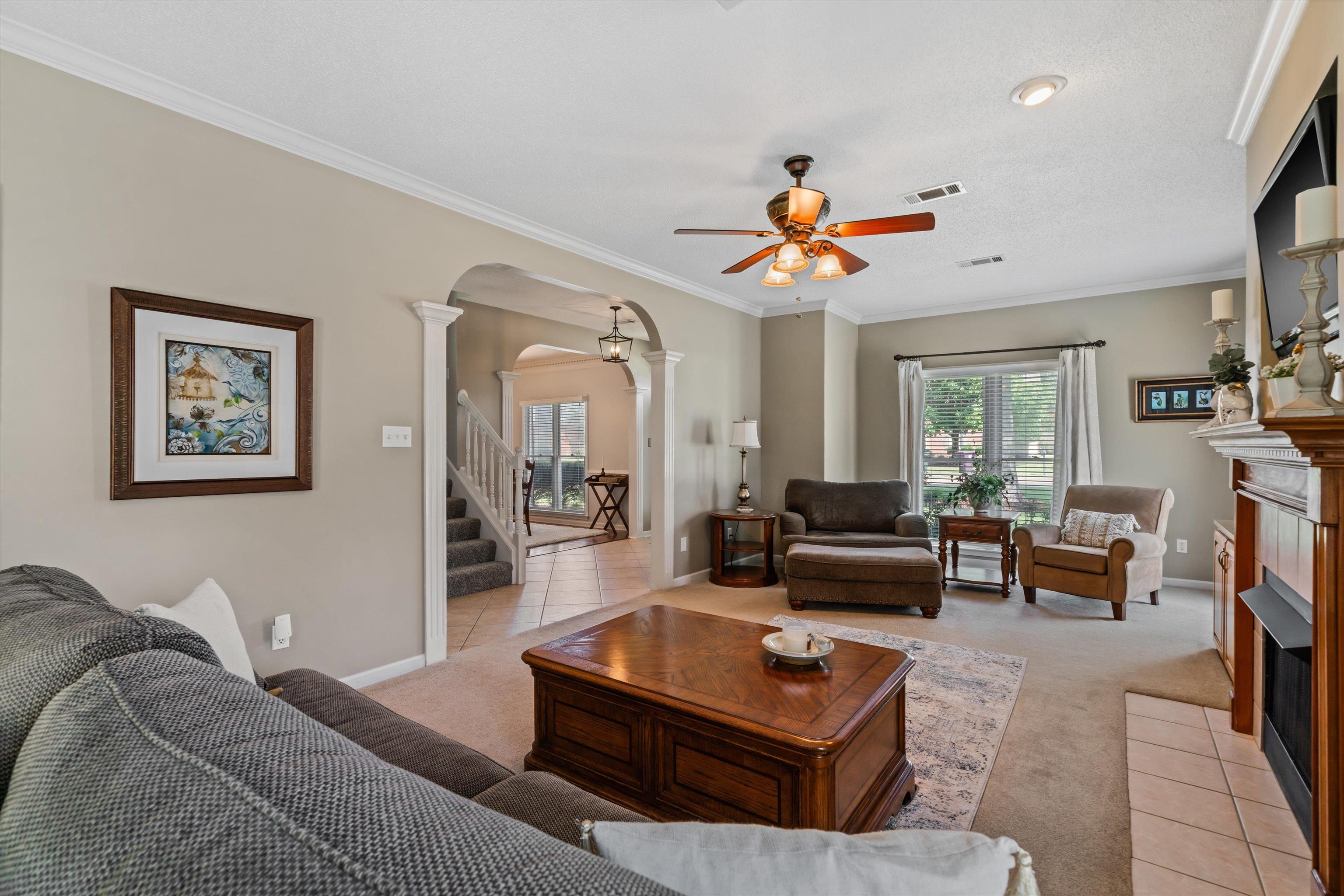 1115 Macon Ridge Drive Collierville, TN 38017 - Photo 4 of 32 Gallery Image 4
