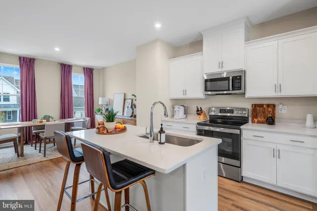 $324,500 | 54 Coolidge Avenue, Ranson, WV 25438