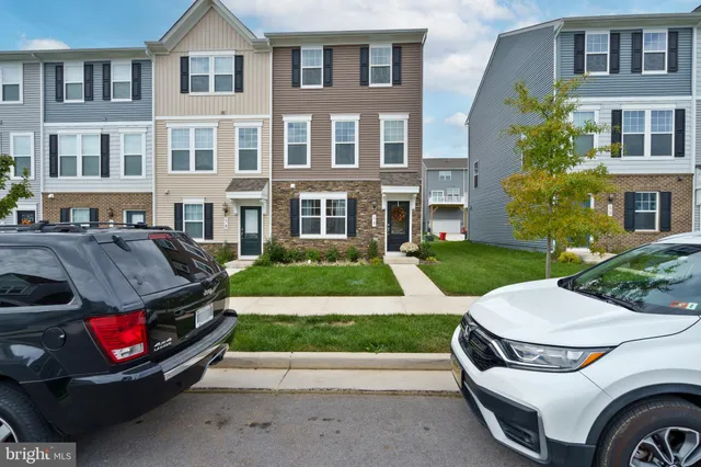 $324,500 | 54 Coolidge Avenue, Ranson, WV 25438