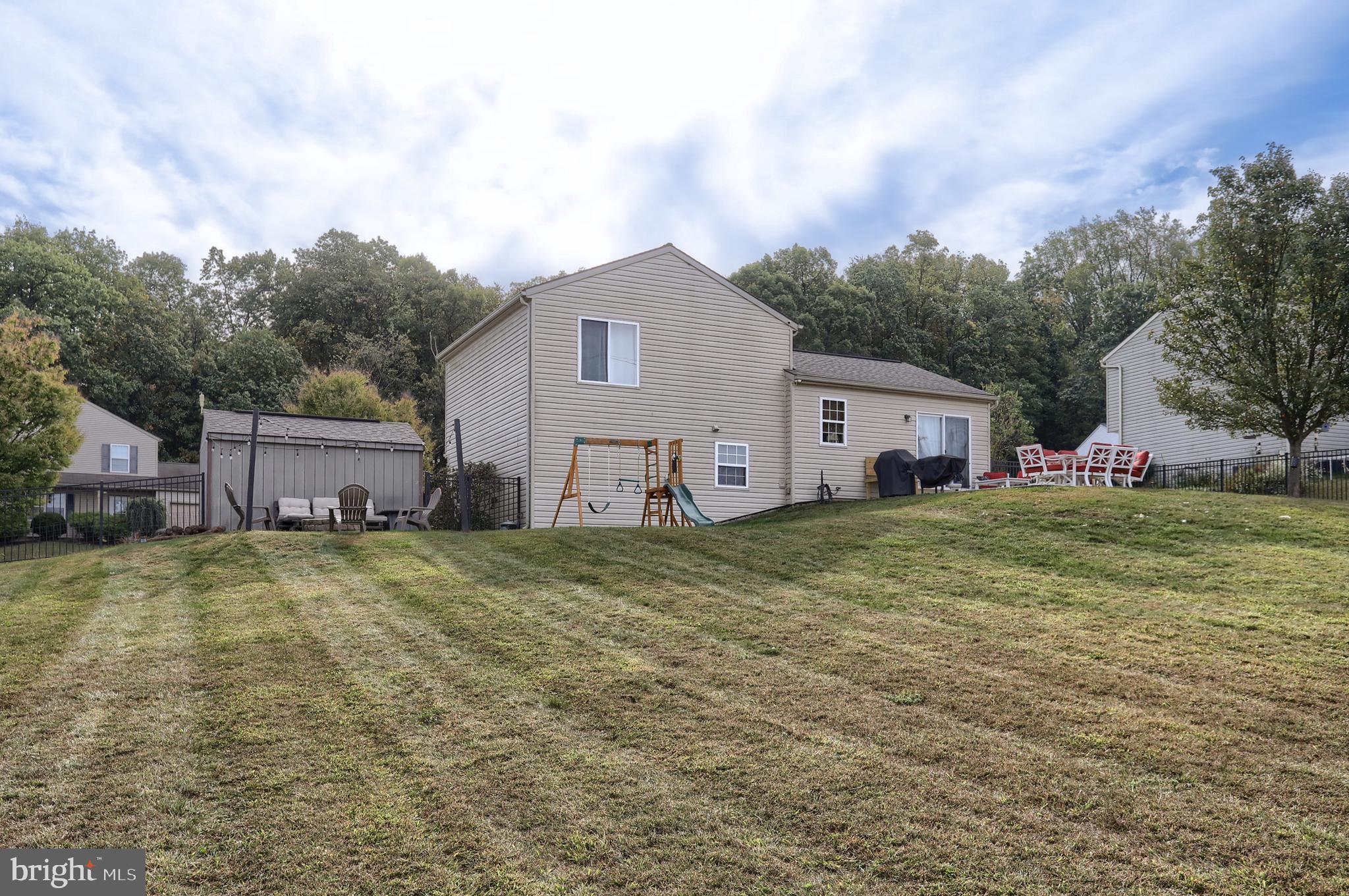 57 East Brookfield Drive Lebanon, PA 17046 - Photo 31 of 40 Gallery Image 31