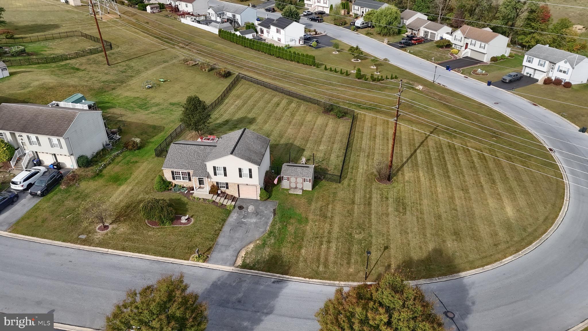 57 East Brookfield Drive Lebanon, PA 17046 - Photo 4 of 40 Gallery Image 4