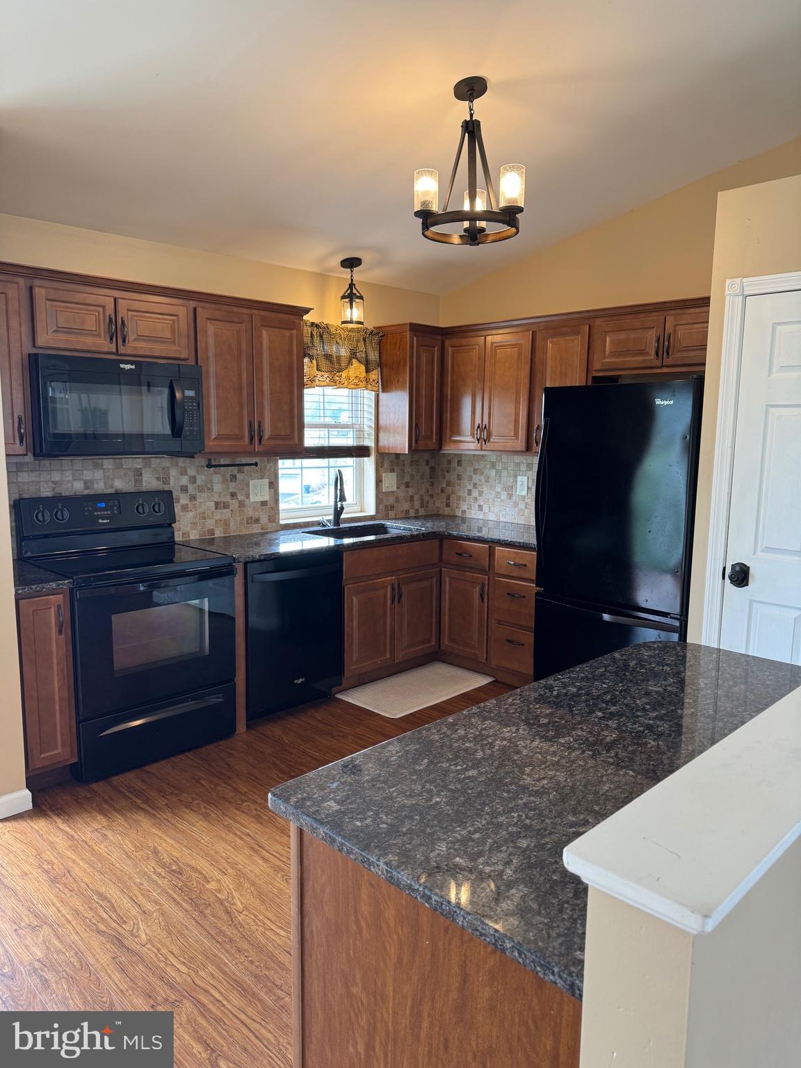 57 East Brookfield Drive Lebanon, PA 17046 - Photo 5 of 40 Gallery Image 5