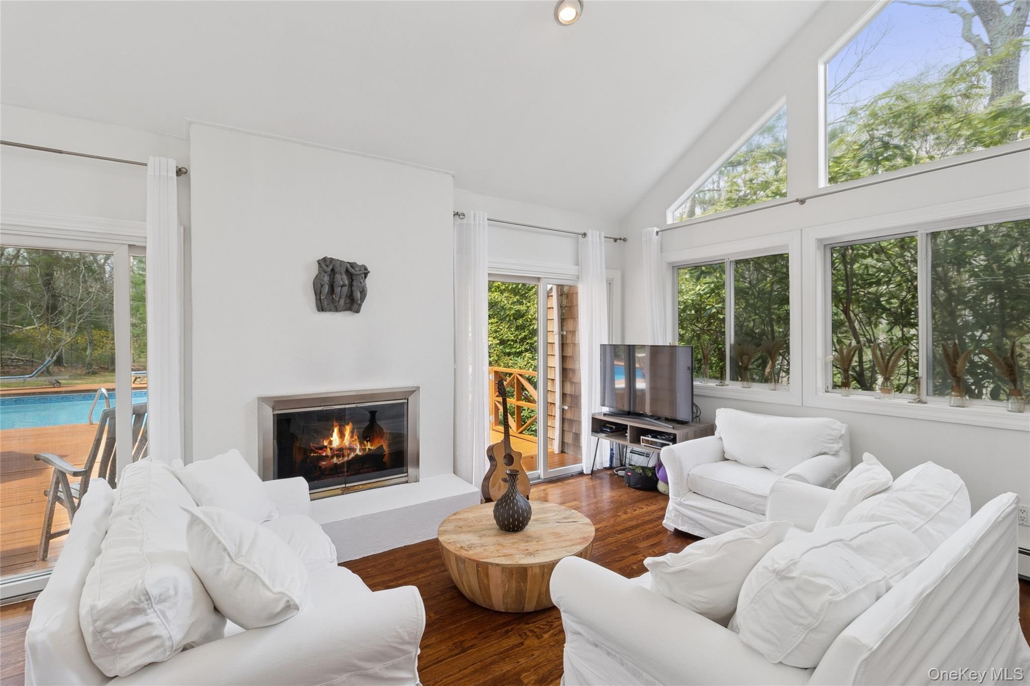 27 Ely Brook Road East Hampton, NY 11937 - Photo 5 of 46 Gallery Image 5