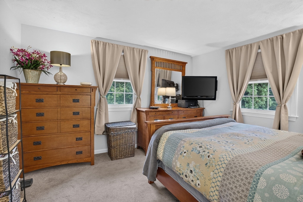 17 Coach Road Billerica, MA 01862 - Photo 26 of 41 Gallery Image 26