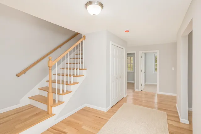 $679,900 | 4 Sheldon Road, Derry, NH 03038