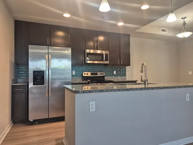 $2,150 | 3603 High Ridge Road, Unit 205, Boynton Beach, FL 33426