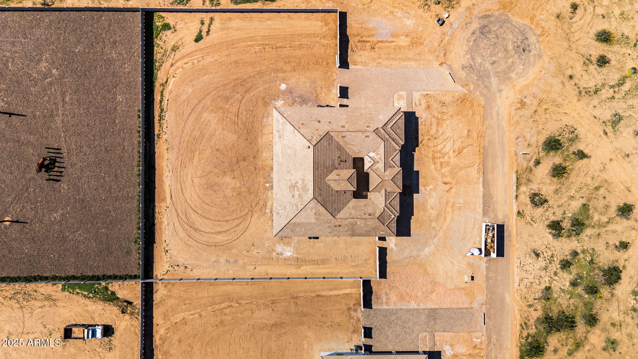 1897 West Long Rifle Road Phoenix, AZ 85086 - Photo 28 of 30 Actual Home