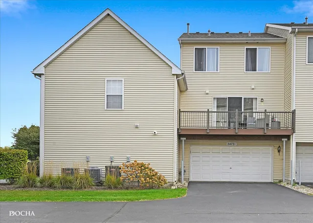 $306,999 | 24721 Patriot Square Drive South, Plainfield, IL 60544