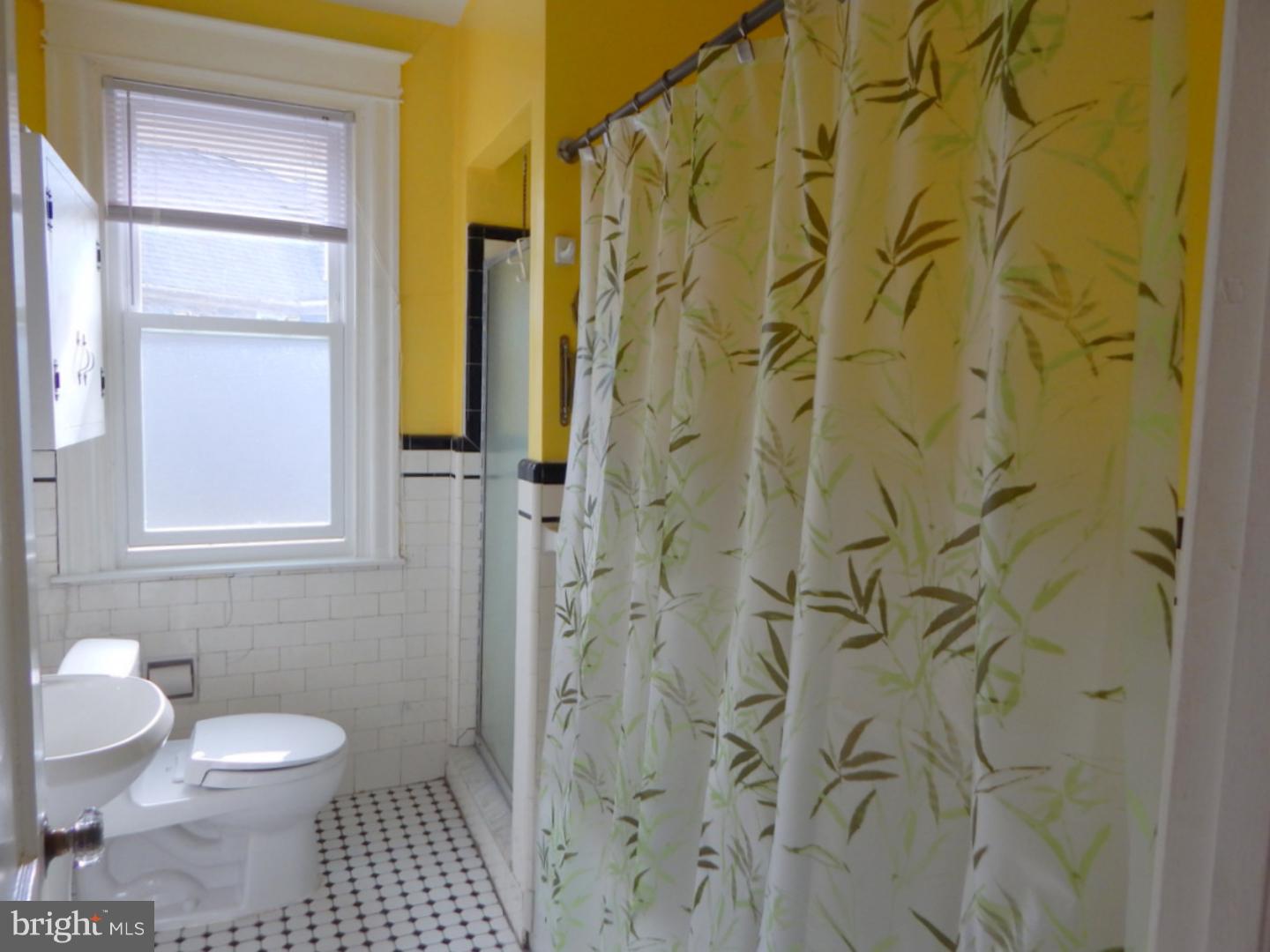7450 Devon Street Philadelphia, PA 19119 - Photo 14 of 23 Bathroom