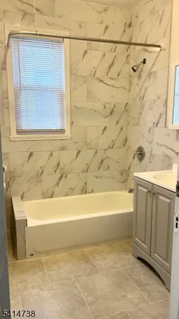 $1,900 | 36 Tiffany Place, Irvington, NJ 07111