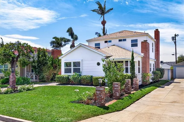 $1,599,000 | 8031 Altavan Avenue, Los Angeles, CA 90045