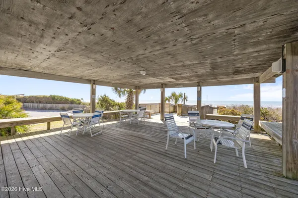 $285,000 | 9100 Reed Drive, Unit 4106, Emerald Isle, NC 28594