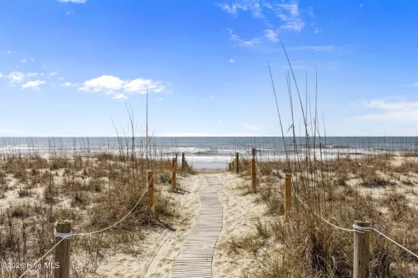 $285,000 | 9100 Reed Drive, Unit 4106, Emerald Isle, NC 28594