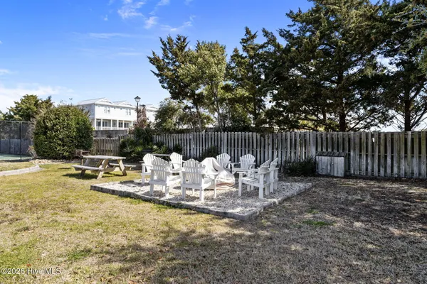 $285,000 | 9100 Reed Drive, Unit 4106, Emerald Isle, NC 28594