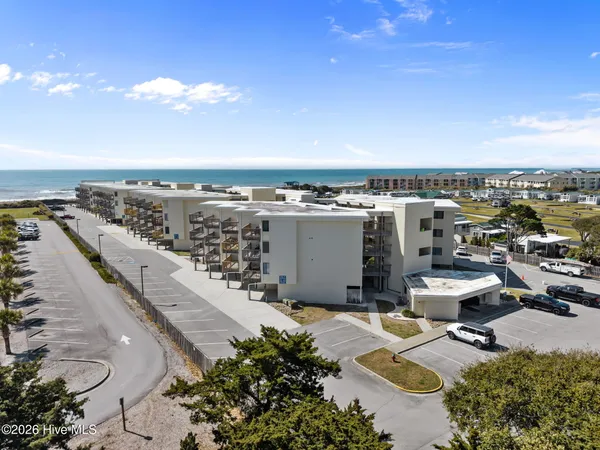 $285,000 | 9100 Reed Drive, Unit 4106, Emerald Isle, NC 28594