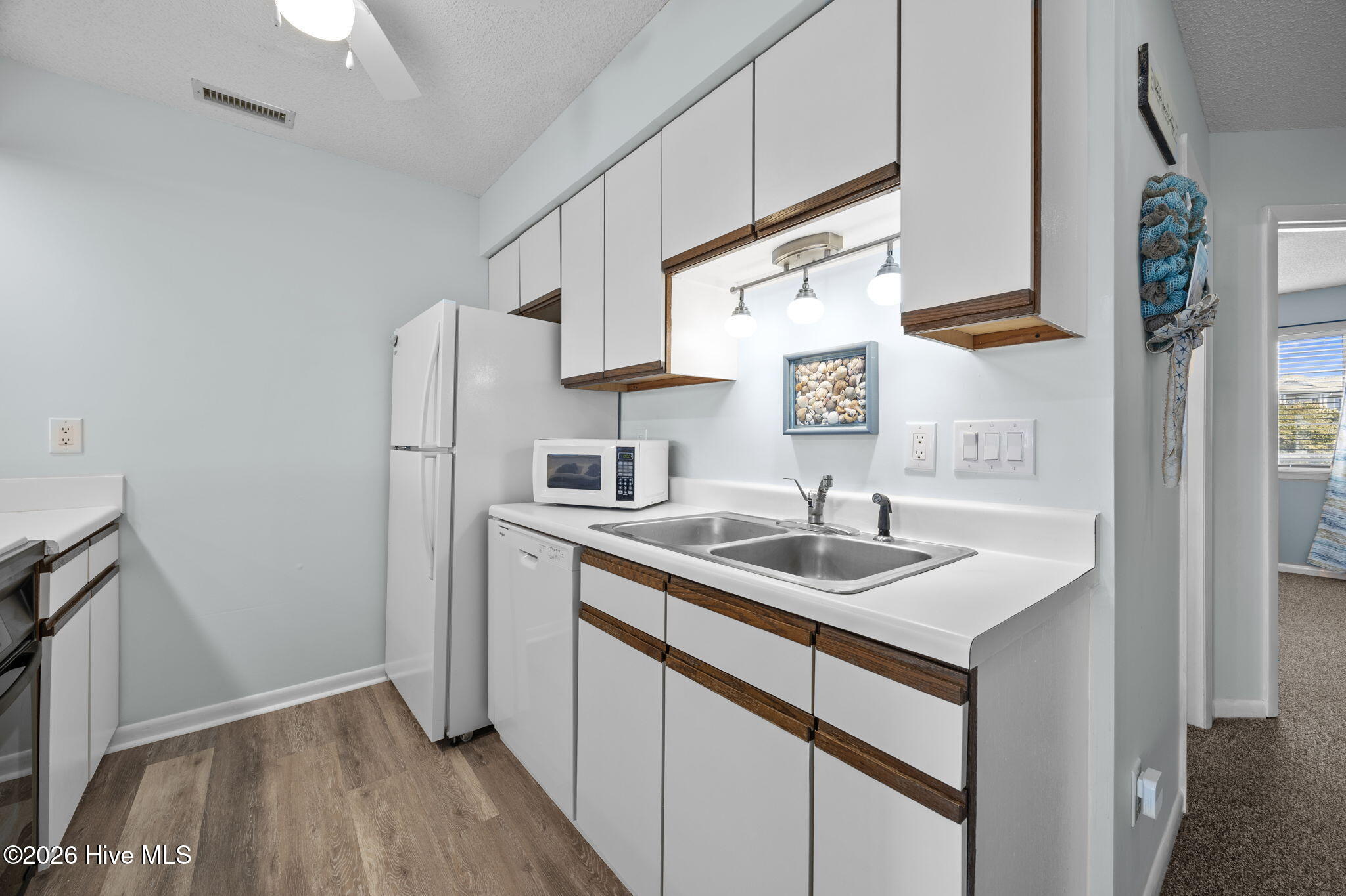 9100 Reed Drive, Unit 4106 Emerald Isle, NC 28594 - Photo 28 of 29 43-web-or-mls-IMG_8726