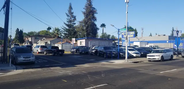 a car parked in front of a building