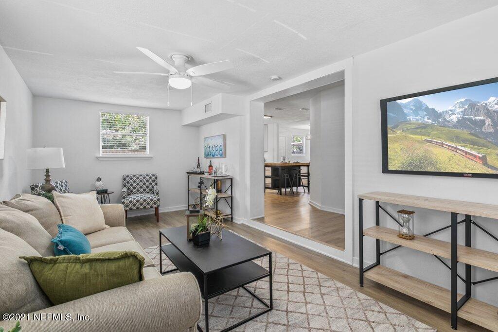 373 Sargo Road Atlantic Beach, FL 32233 - Photo 8 of 43 373 Sargo (11).jpg-SMALL