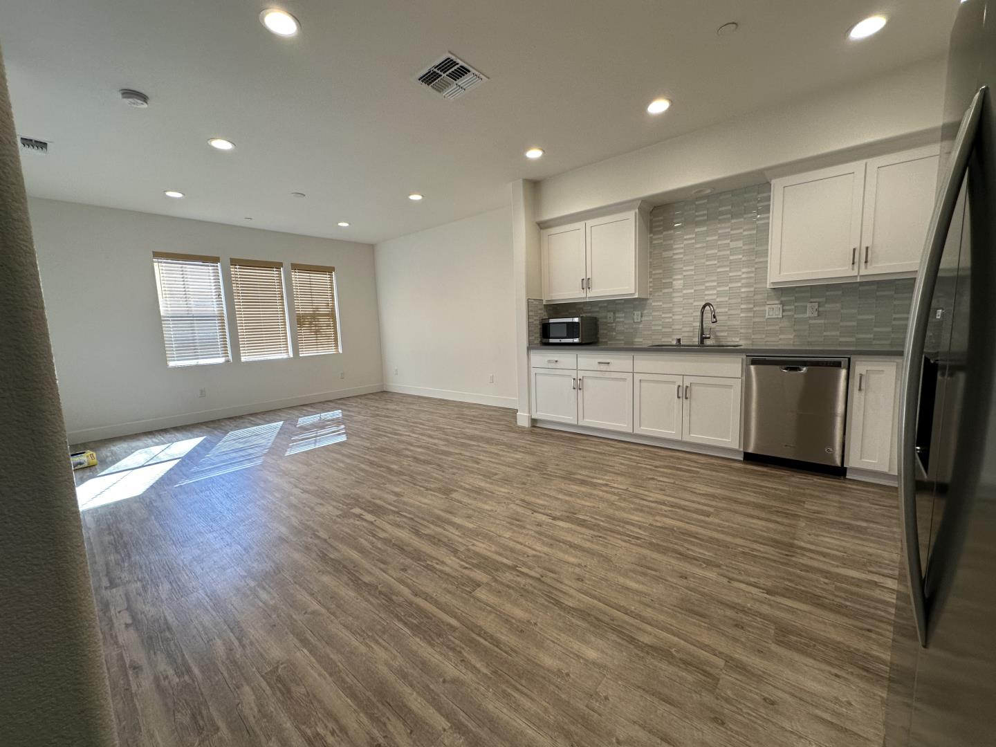 37649 Cape Cod Road Newark, CA 94560 - Photo 3 of 22