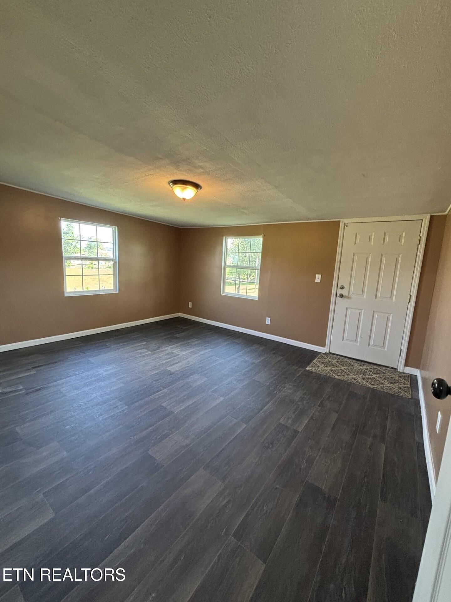 516 Thomas Road Speedwell, TN 37870 - Photo 28 of 37 93cabfb9-b58a-43a7-8ba8-0d8cdc2e54f0