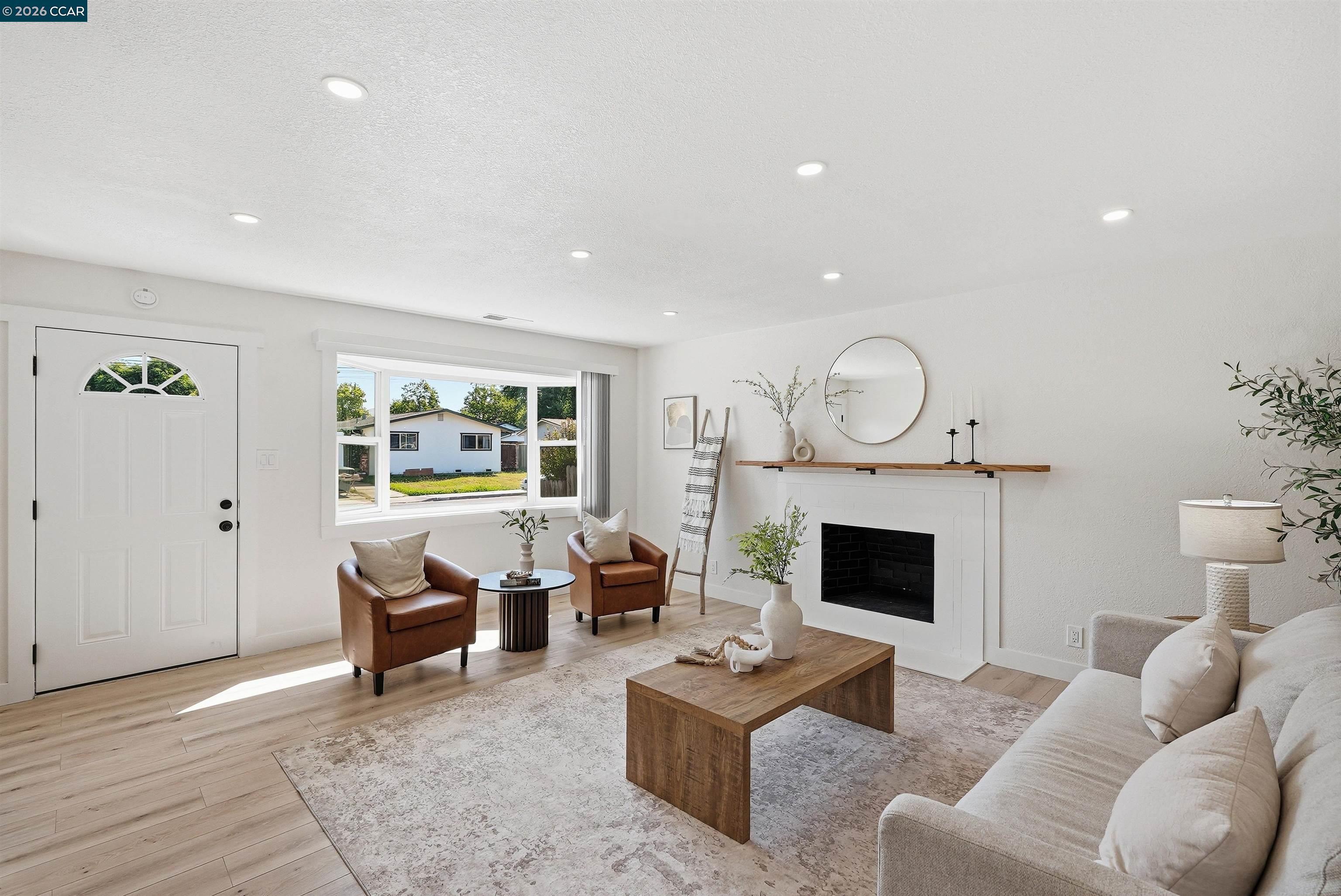 1899 Queens Road Concord, CA 94519 - Photo 7 of 40
