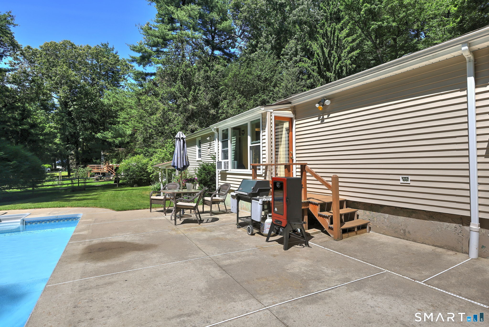 37 Deer Park Road Simsbury, CT 06089 - Photo 33 of 36