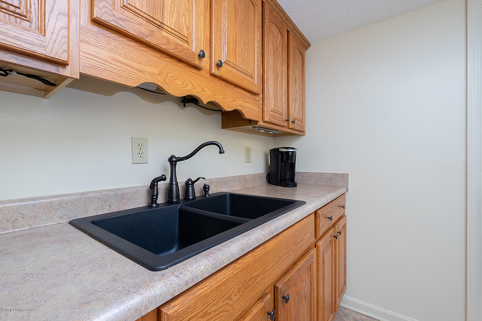 1925 Riva Ridge Road Louisville, KY 40214 - Photo 44 of 70 44_1925_Riva_Ridge_Rd_Becky_Lusch_Angela
