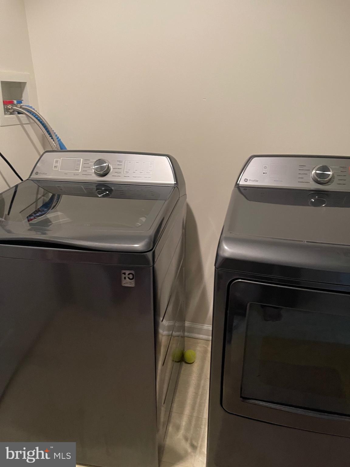 1917 Fuller Street Philadelphia, PA 19152 - Photo 7 of 8 a utility room with dryer and washer