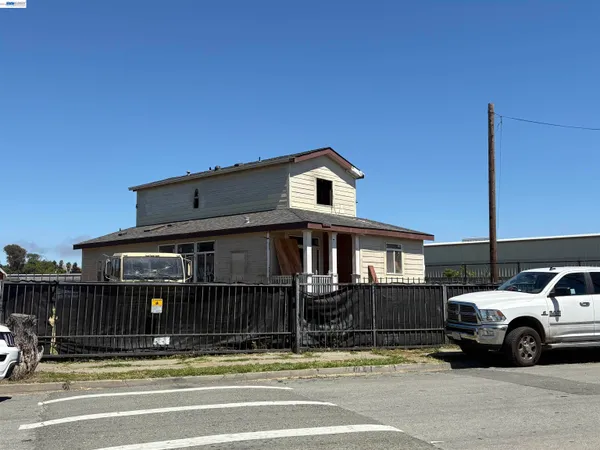 $325,000 | 1300 Cherry Street, Richmond, CA 94801