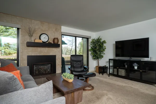 $955,000 | 2265 Bonne Vie Condo Road, Sun Valley, ID 83353