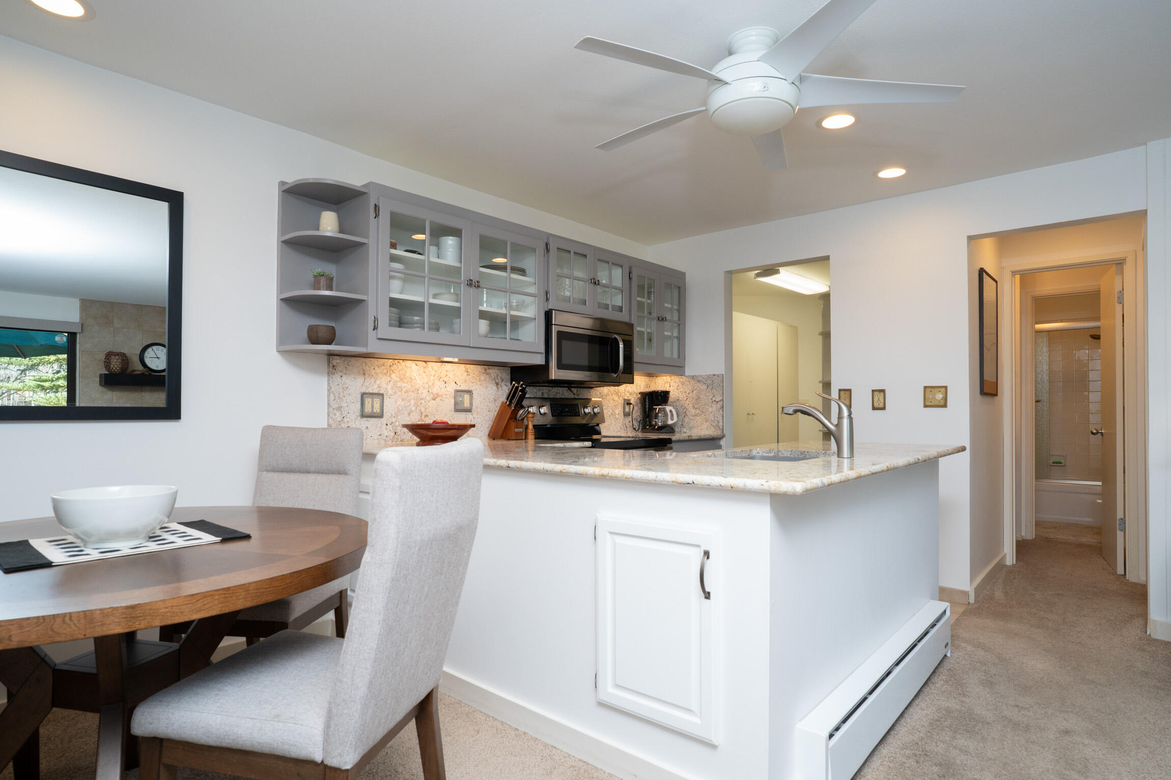 2265 Bonne Vie Condo Road Sun Valley, ID 83353 - Photo 5 of 20 Kitchen Dining 2