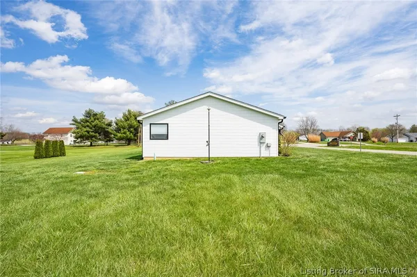 $400,000 | 8301 Salem Church Road, Charlestown, IN 47111