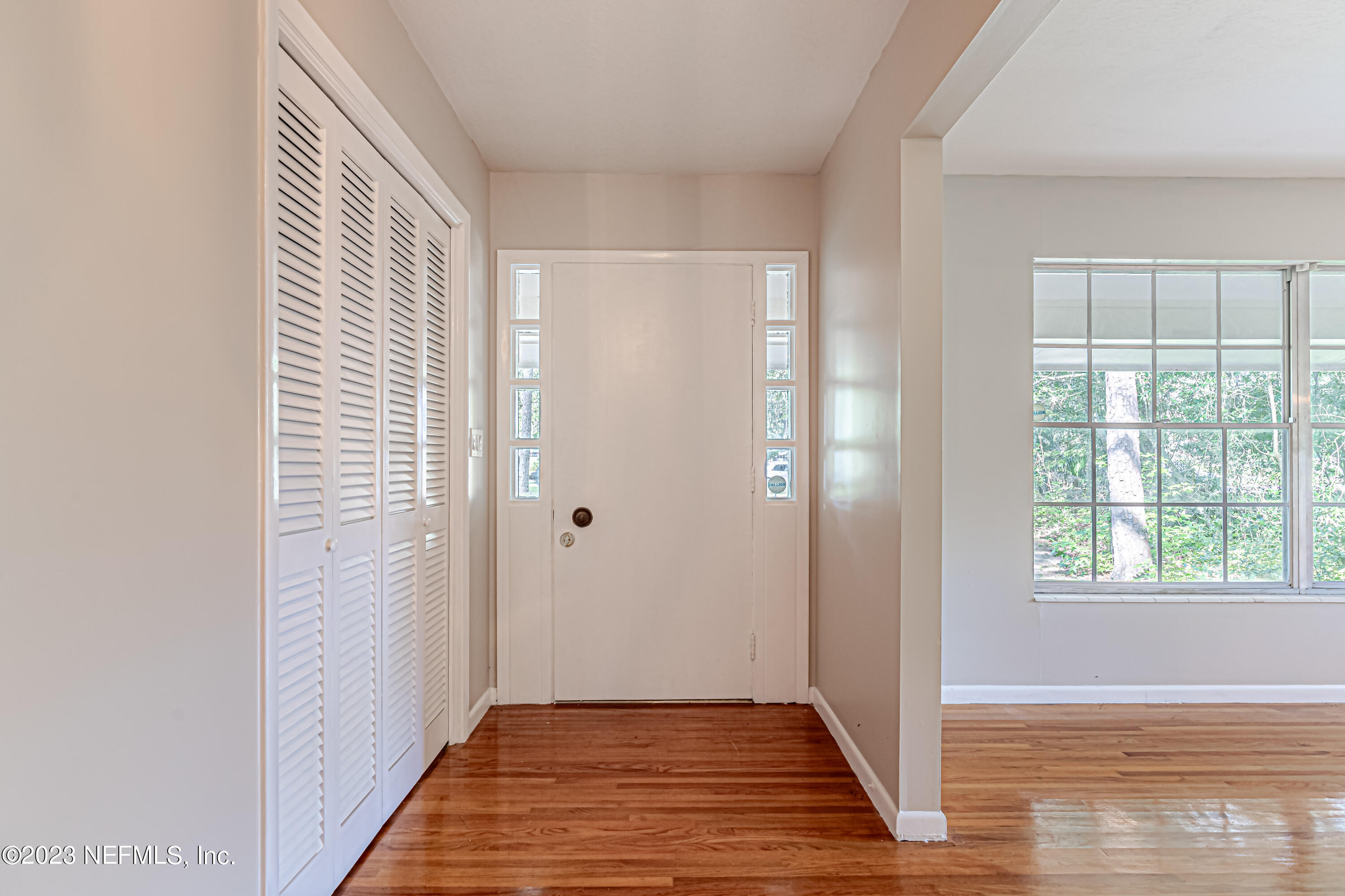 2601 Holly Point Road East Orange Park, FL 32073 - Photo 5 of 73 Foyer