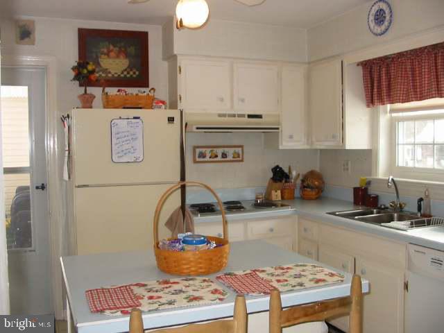 434 Appletree Road Camp Hill, PA 17011 - Photo 3 of 9 Gallery Image 3