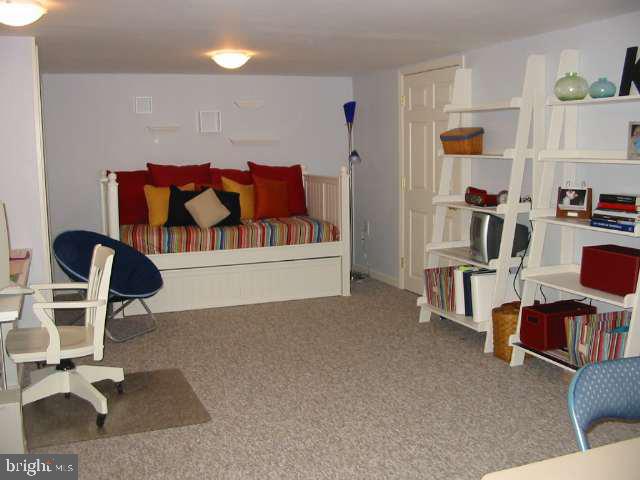 434 Appletree Road Camp Hill, PA 17011 - Photo 8 of 9 Gallery Image 8