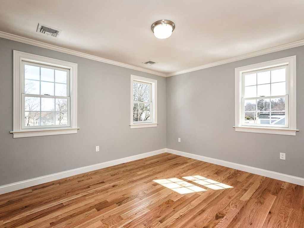 12 Stevens Road Lexington, MA 02421 - Photo 18 of 25 Gallery Image 18