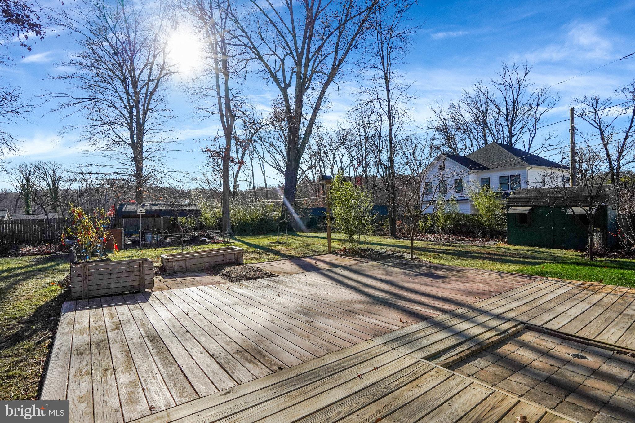 9915 Colony Road Fairfax, VA 22030 - Photo 39 of 54 Decks