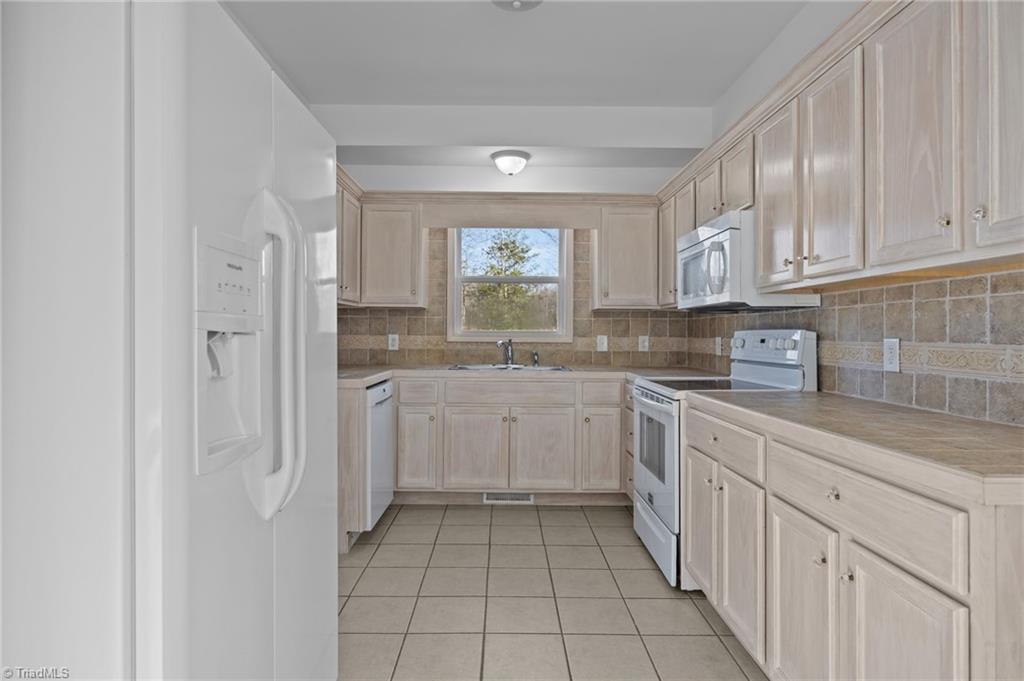 752 Conrad Hill Mine Road Lexington, NC 27292 - Photo 12 of 42