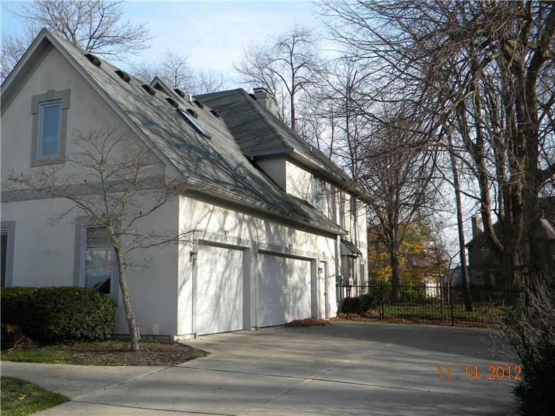 12265 Wayside Road Indianapolis, IN 46256 - Photo 2 of 14 Gallery Image 2