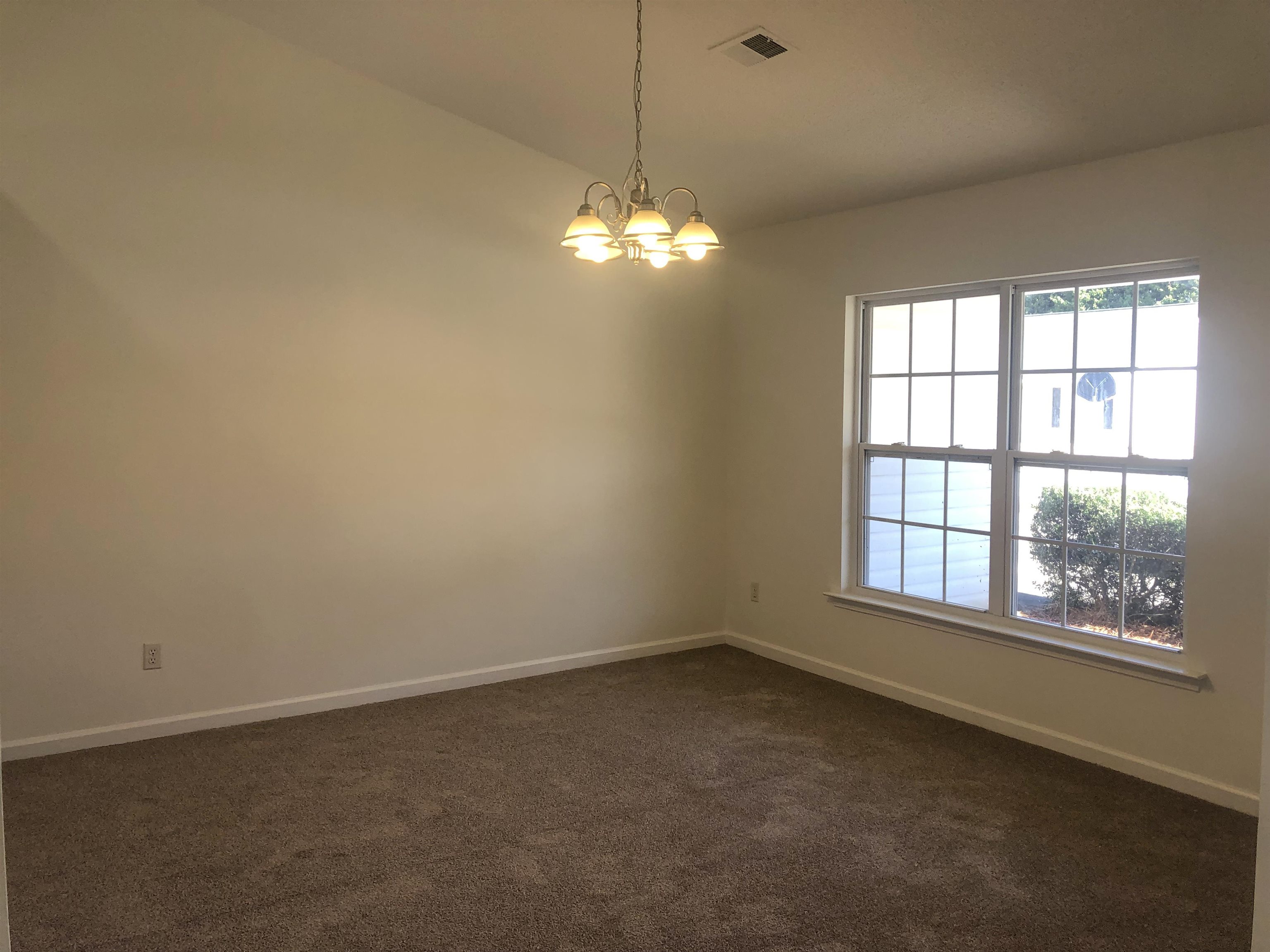 309 Steelman Drive Inman, SC 29349 - Photo 3 of 15