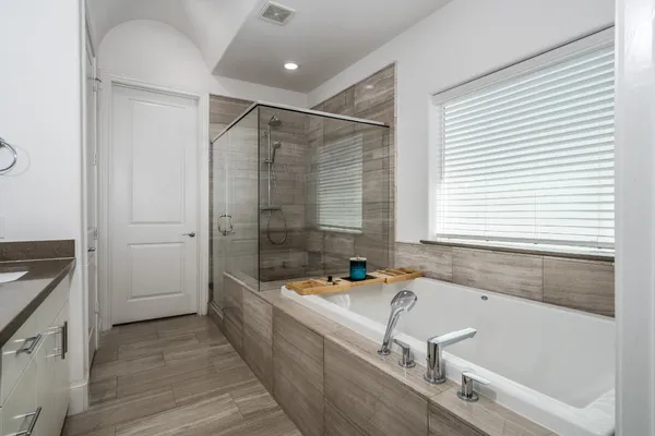 $3,000 | 2312 Hutchins Street, Houston, TX 77004