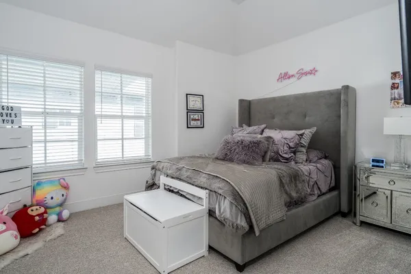 $3,000 | 2312 Hutchins Street, Houston, TX 77004