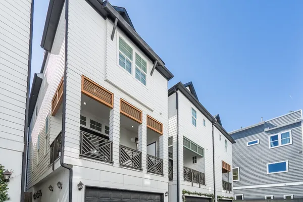 $3,000 | 2312 Hutchins Street, Houston, TX 77004