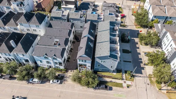 $3,000 | 2312 Hutchins Street, Houston, TX 77004