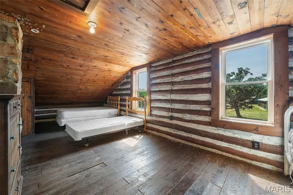 $2,750,000 | Undisclosed Address, Cook Sta, MO 65449